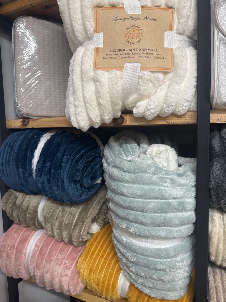Couvre-lits BBH RAY SHERPA LIT 160